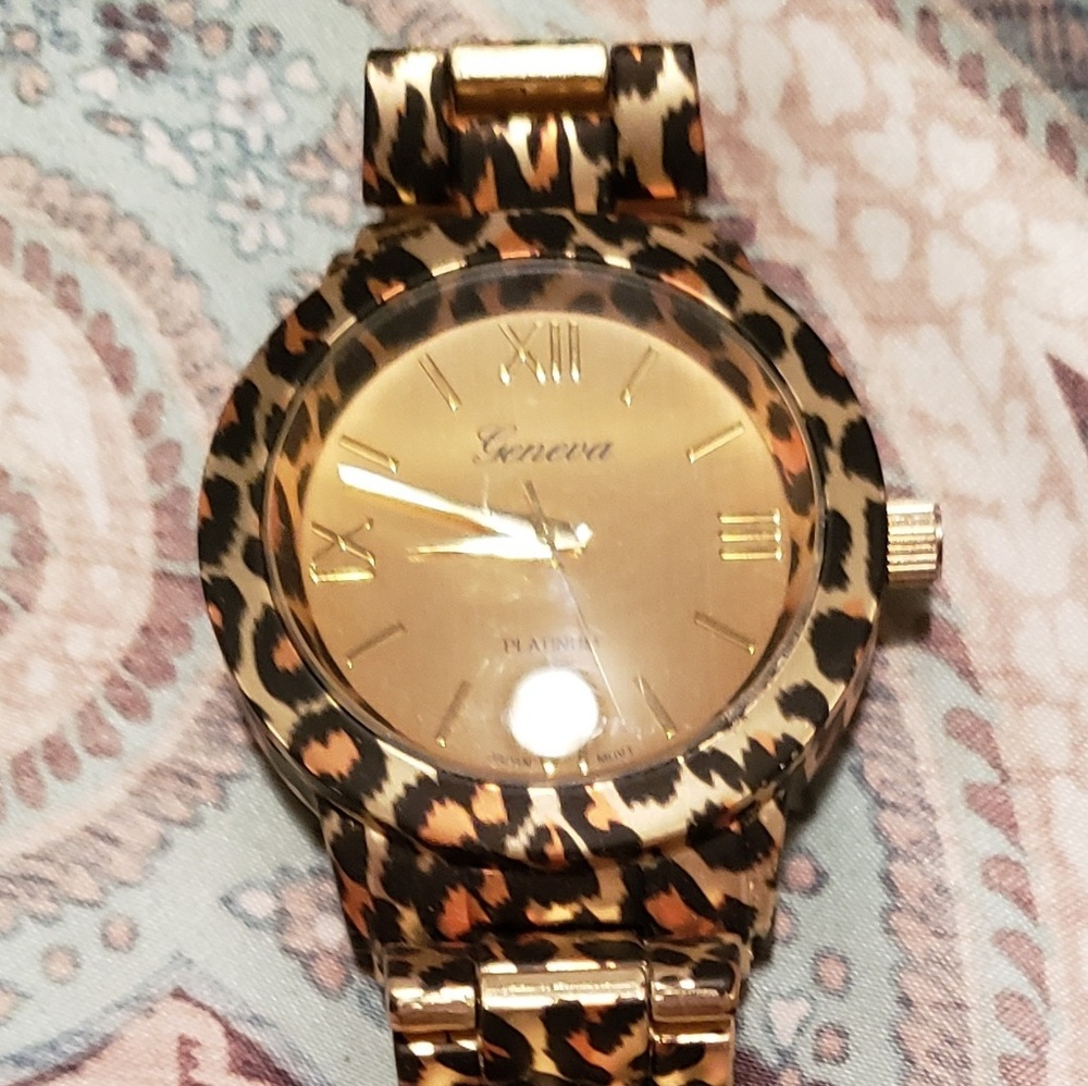(SOLD) Geneva watch cheetah  (SOLD)